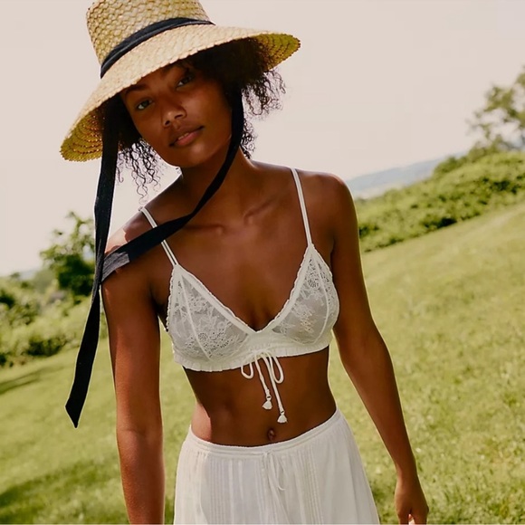 Free People - Picture 1 of 4